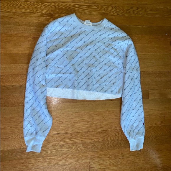 champion grey crop - Picture 2 of 2